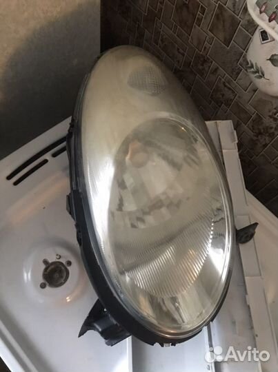 Фара ниссан микра левая б/у