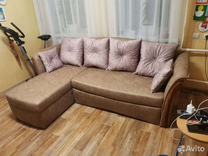 Перетяжка мягкой мебели