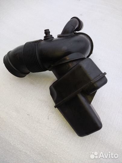 Резонатор воздушного фильтра bmw 5 e60