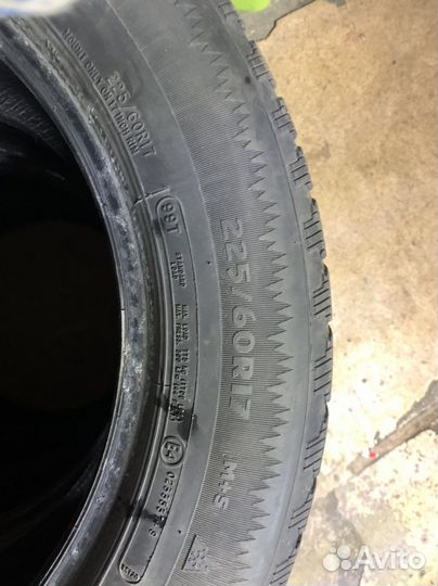 Cooper Weather-Master S/T 2 225/60 R17 99T