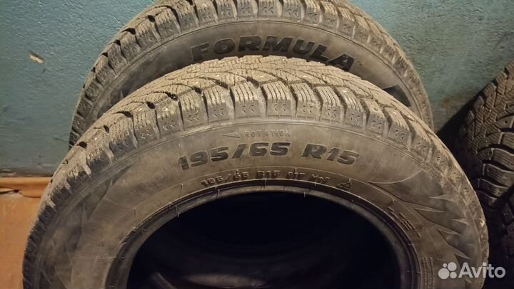 Pirelli Formula Ice 195/65 R15