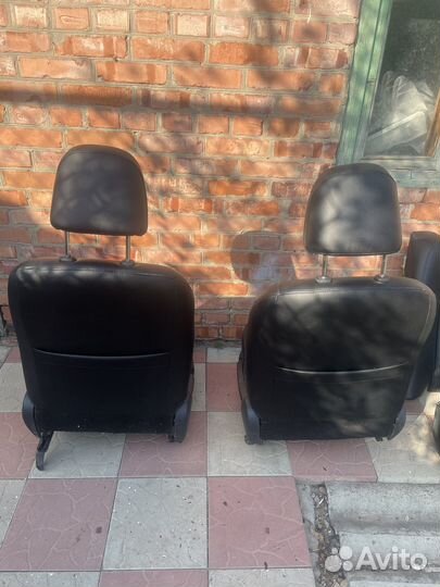 Toyota corolla 150 сидения