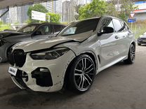 BMW X5 3.0 AT, 2019, битый, 217 000 км, с пробегом, цена 3 350 000 руб.