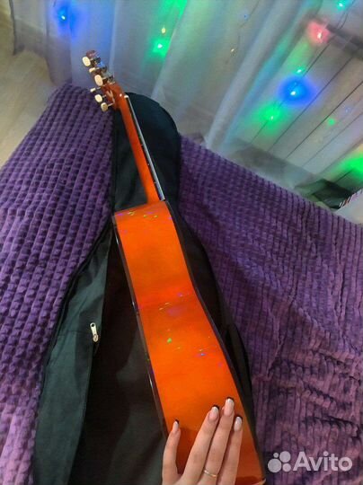 Классическая гитара, Homage LC-3910N