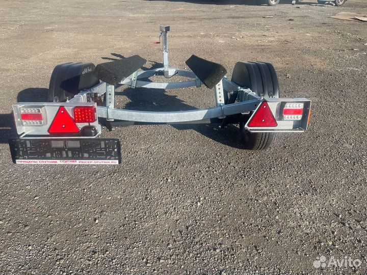 Прицеп легковой, для водной техники до 4.5м