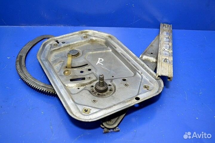 Механизм стеклоподъёмника, правый scania P-series