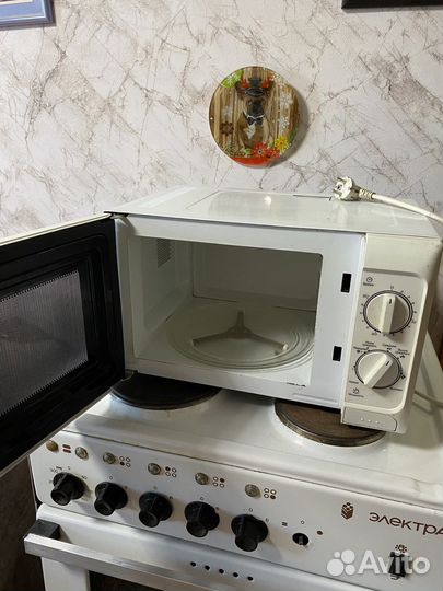 Микроволновая печь
