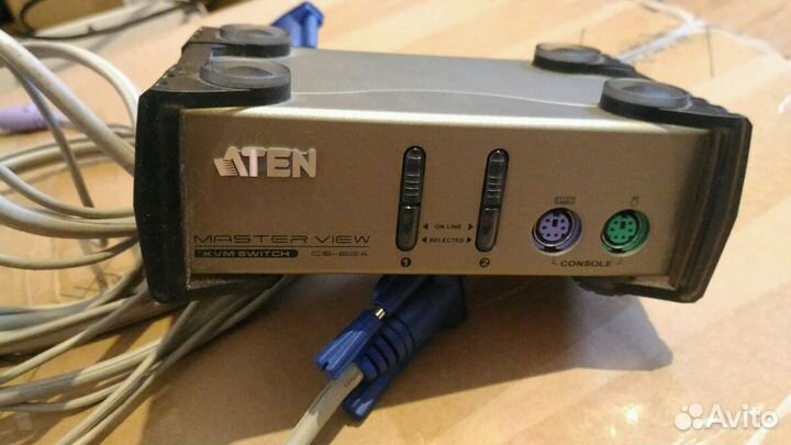 Коммутатор квм aten CS82A