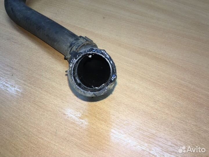 Патрубок радиатора нижний Skoda Octavia 1U2 AEE