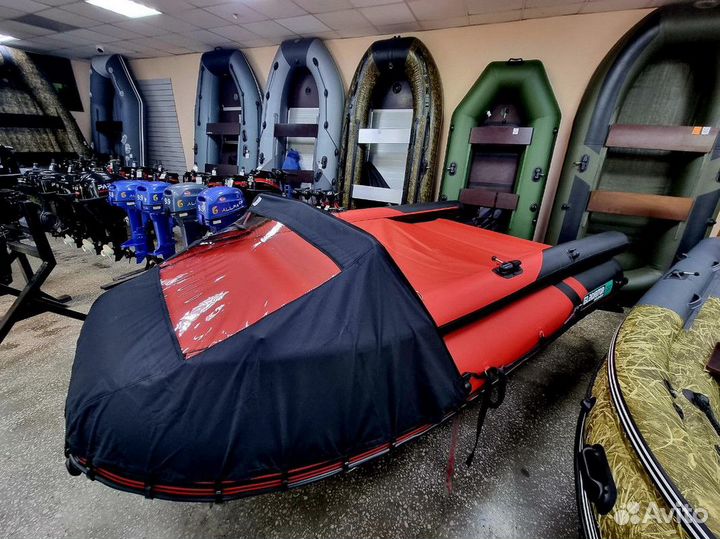 Лодка Gladiator E380X в наличии