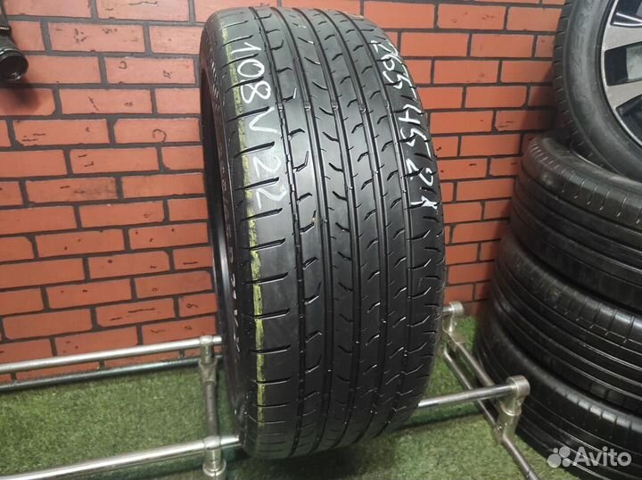 Continental MaxContact MC6 265/45 R21 108V