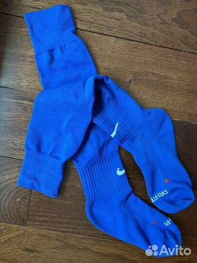 Футбольные щитки и гетры Nike рост 140-150