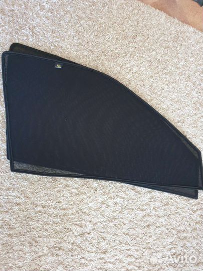 Автомобильные сетки на магнитах LADA granta