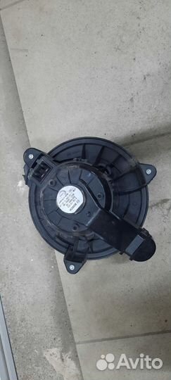 Моторчик отопителя Ford Transit/2015