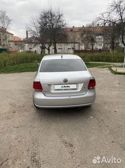 Volkswagen Polo 1.6 МТ, 2011, 219 000 км