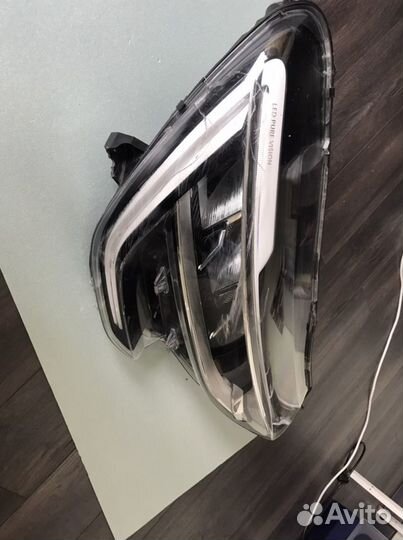 Фара правая Рено Аркана 2019