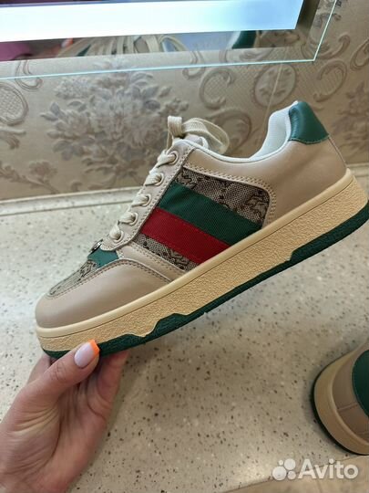 Специалист по работе с Китаем баер посредник