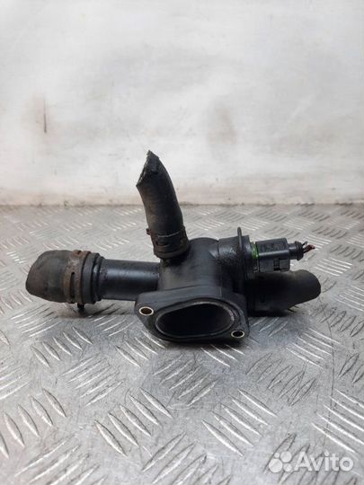 Корпус термостата Skoda Octavia хэтчбэк 5 дв. 1.9