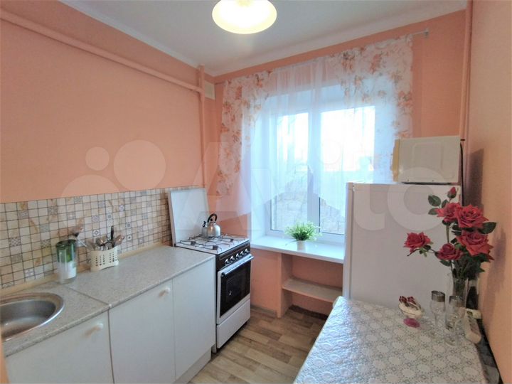 Комната 14 м² в 2-к., 1/9 эт.