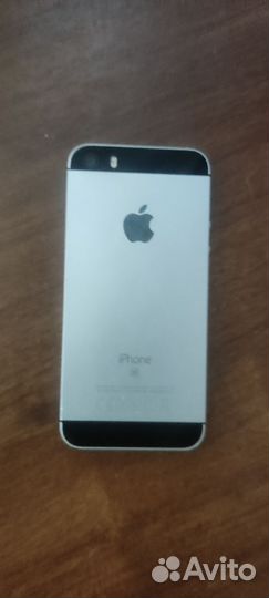 iPhone SE, 32 ГБ