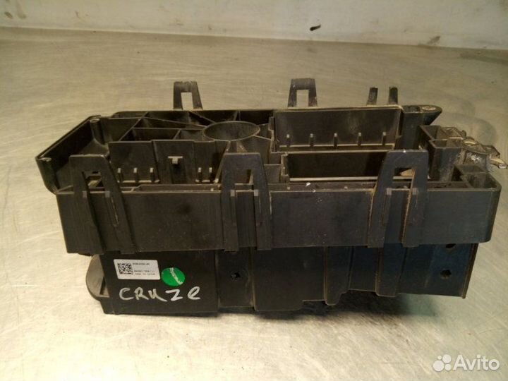 Корпус блока предохранителей Chevrolet Chevrolet