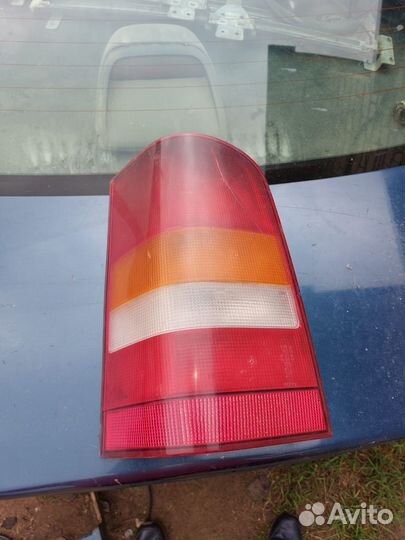 Фонарь задний левый mercedes vito 638