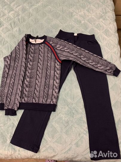 Женский костюм для спорта и отдыха