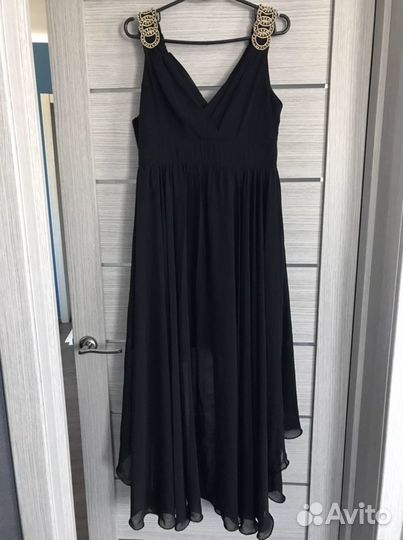 Платье вечернее