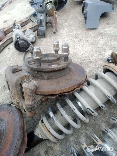 Кулак поворотный daewoo matiz