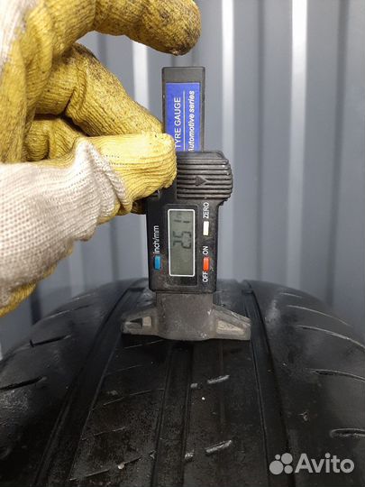 Kumho Ecowing ES01 KH27 215/60 R16 95V