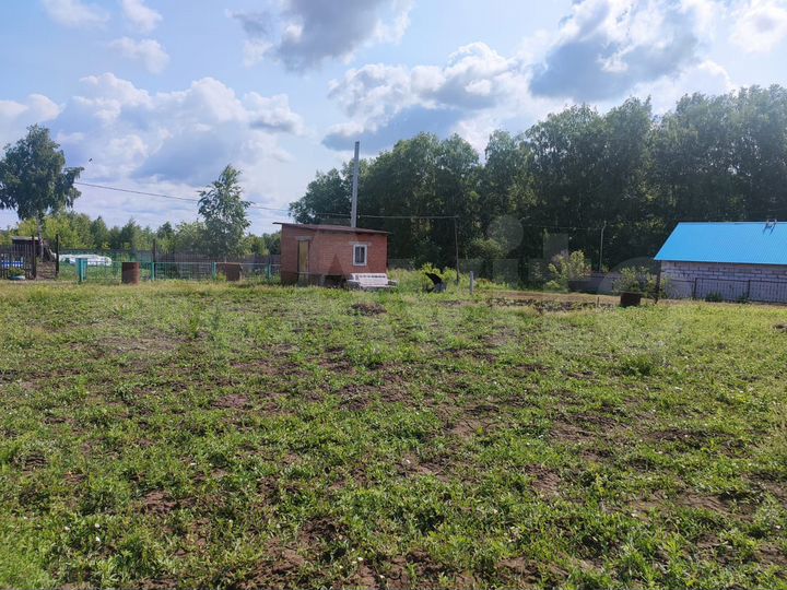 Дача 15 м² на участке 6 сот.