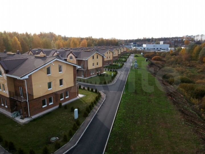 Таунхаус 162,5 м² на участке 1 сот.