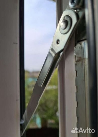 Детский замок на окна