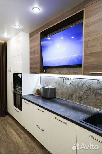 Кухня в потолок