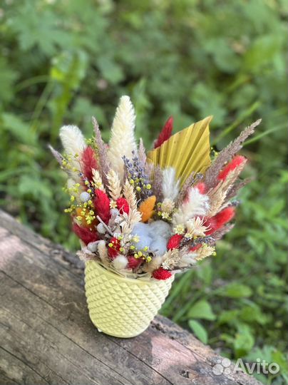 Композиция из сухоцветов на 1 сентября