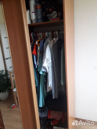 Шкаф платяной бу в хорошем состоянии