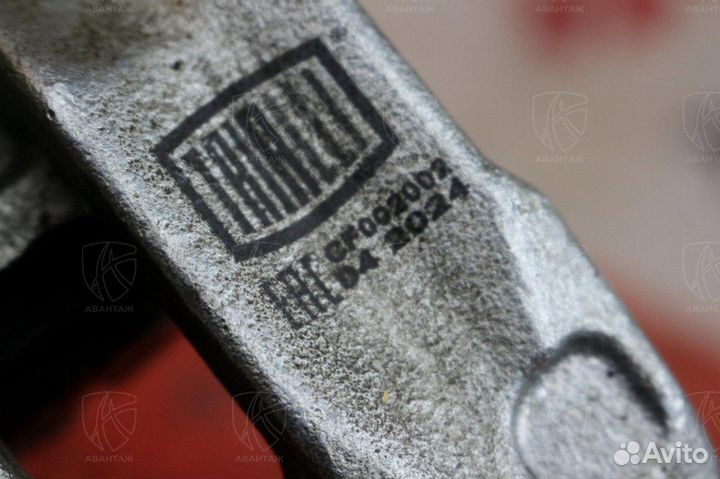 Суппорт тормозной задний правый Volkswagen Passat