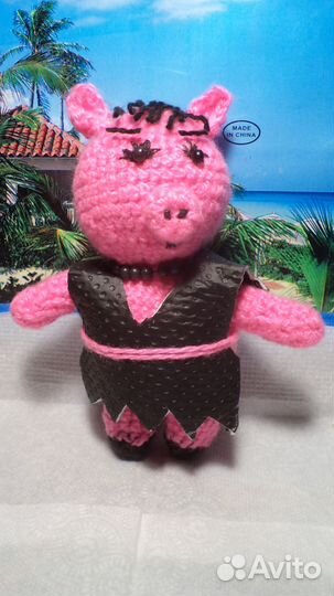 Вязаные игрушки Хрюшка 15 см