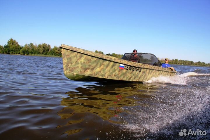 Лодка пластиковая Raskat 70DC верфь RiverBoat