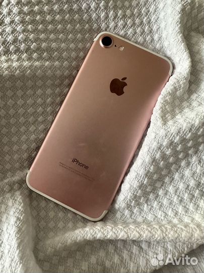 iPhone 7, 32 ГБ