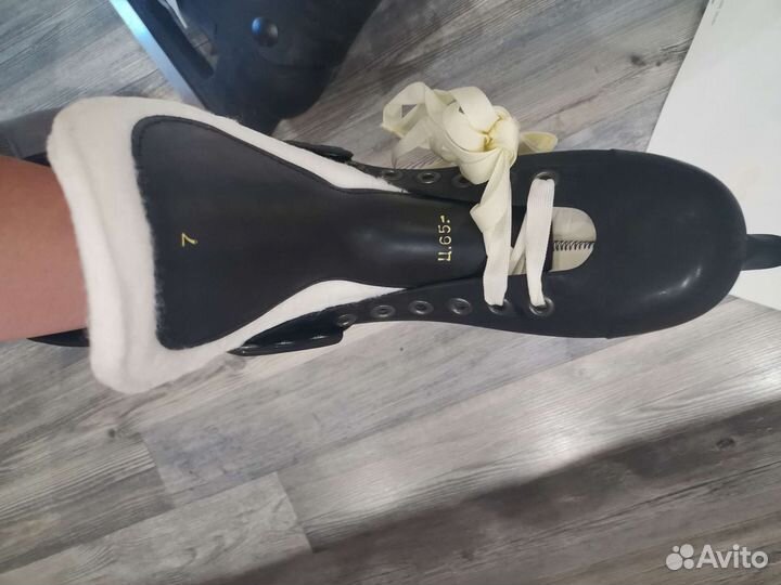 Коньки salvo размер 7