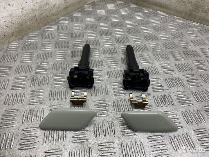 Форсунка омывателя фар Toyota Camry V70 2grfks