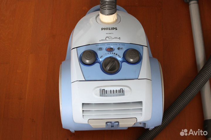 Пылесос Philips FC 9071