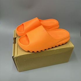 Шлепанцы adidas Yeezy Slide Enflame Orange (41eur)