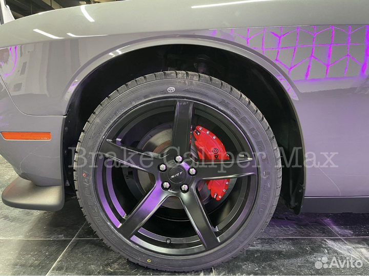 Накладки на суппорта Dodge Challenger