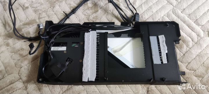 Водоблок с кожухом, радиатором asus ROG 6900 xt lc