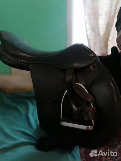 Седло для лошади универсальное