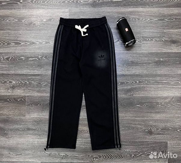 Спортивные штаны adidas