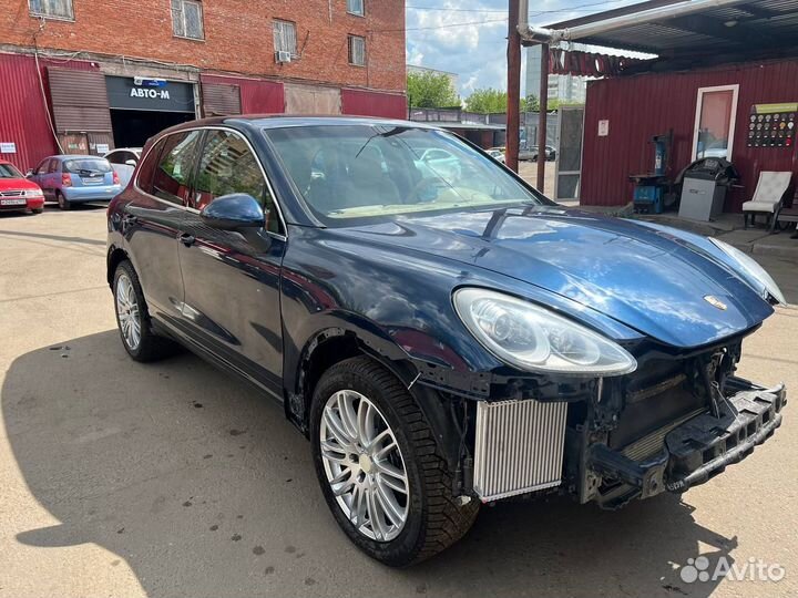 Porsche Cayenne 3.0 AT, 2012, битый, 135 000 км