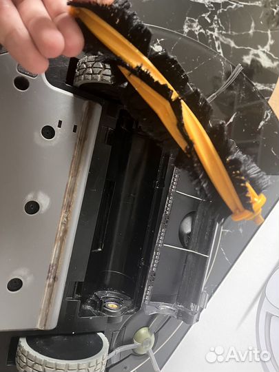 Робот пылесос ecovacs ozmo 900